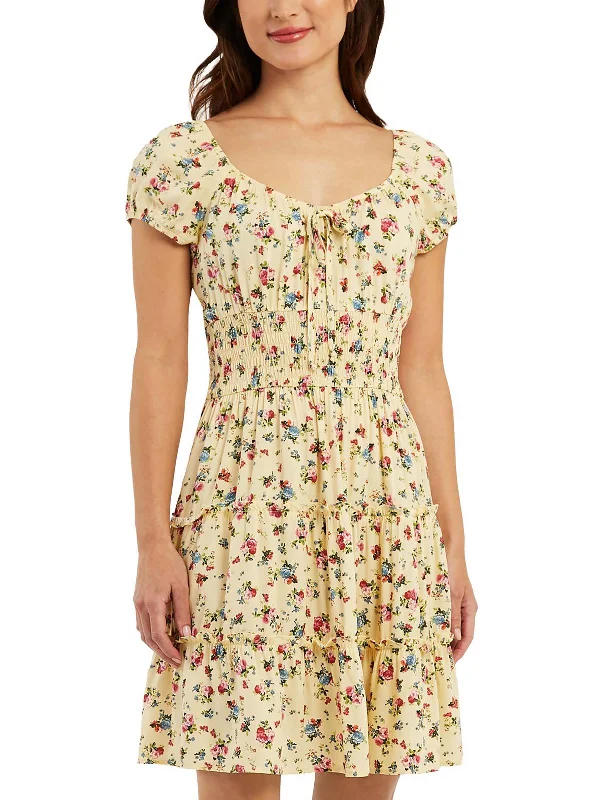 Trendy Street Style Clothing Juniors Emma Womens Floral Print Mini Fit & Flare Dress