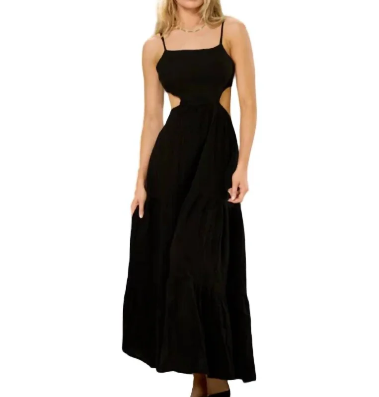 Casual Fashion Daisy Cut Out Maxi Dress In Black