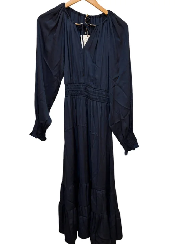 Fashion-forward Women's Clothing Maxi Dress In Navy