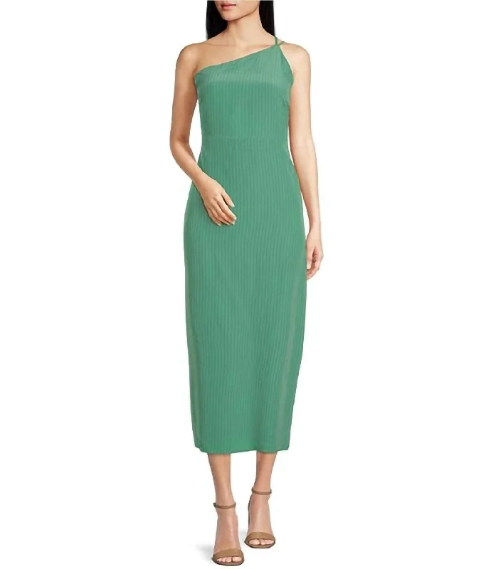 Women's Outerwear for All Weather Conditions Willow In The Wind Maxi Dress In Field Green