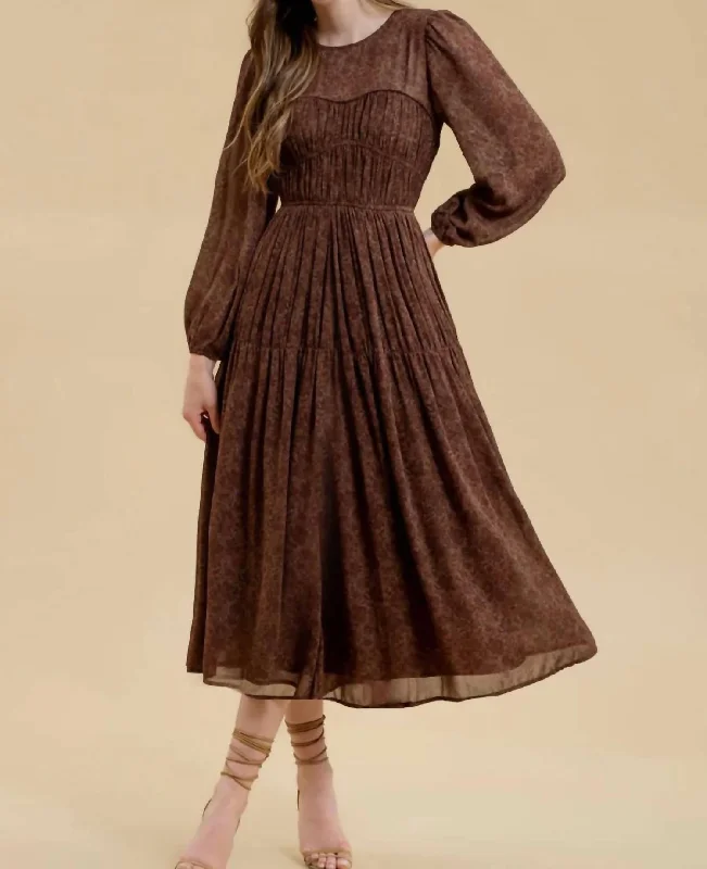 Women's Comfortable Lounge Garments Sweetheart Neck Shirred Maxi Dress In Dark Burgundy