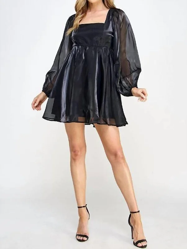 Women's Classic Outfit Long Sleeve Babydoll Dress In Black