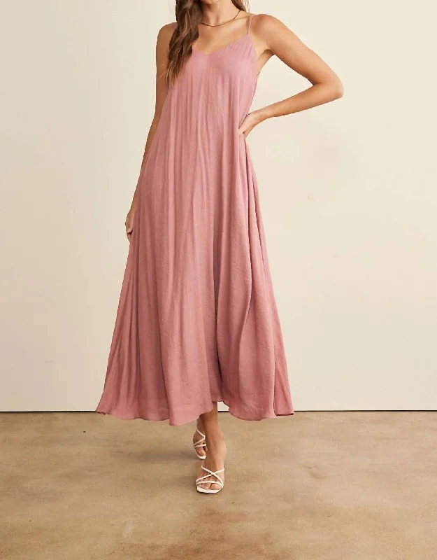 Women's Elegant Garments Flowy Classic V-Neck Maxi Dress In Mauve