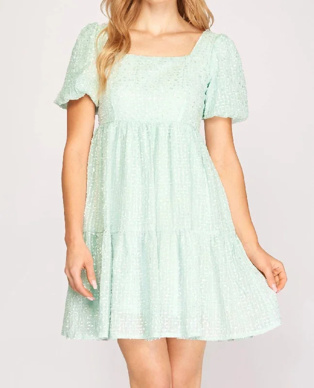 Modern Women's Wardrobe Essentials Summer Memories Dress In Mint