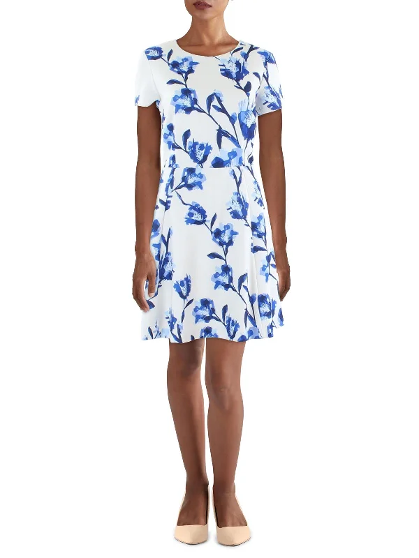 Trendy Athleisure Clothing For Women Womens Floral Crewneck Fit & Flare Dress