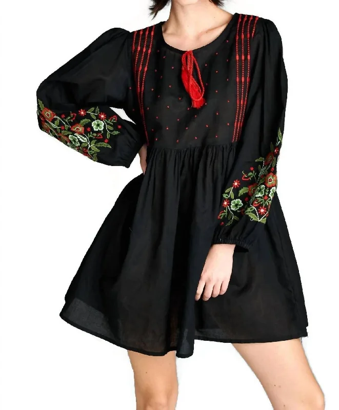 Women's Outfit For The Office Floral Embroidered Peasant Dress - Plus In Black