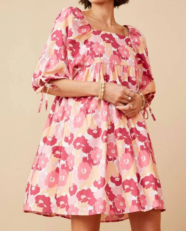 Women's Plus-Size Casual Outfit Floral Square Neck Dress In Piper Pink