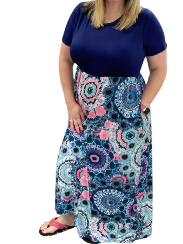 Women's Vacation Clothes Medallion Maxi Dress In Navy