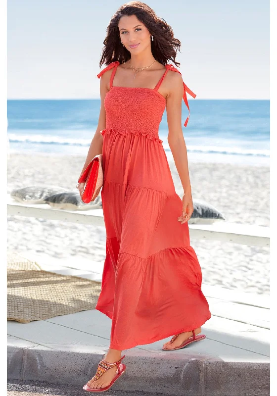 Women's Classic Outfit LASCANA Women's Smocked Tiered Maxi Dress