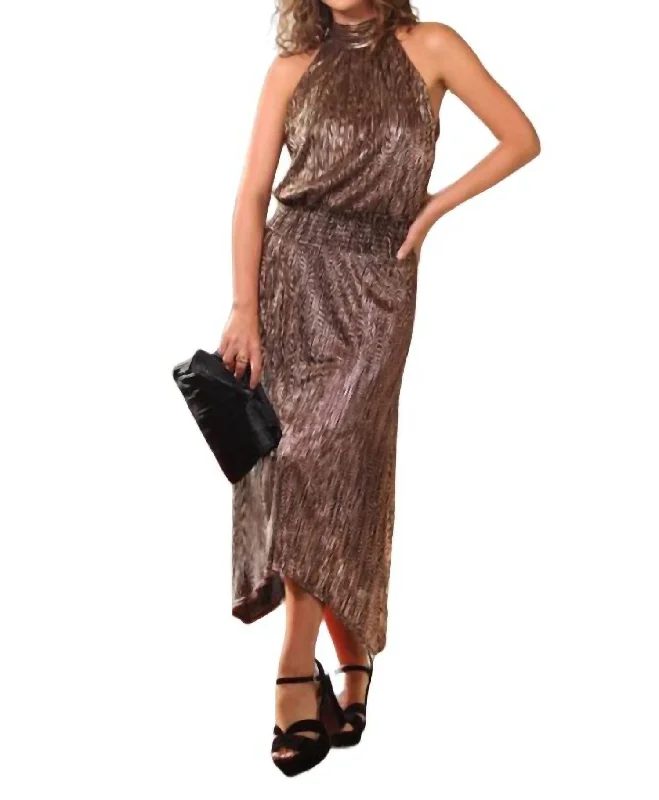 Trendy Outfits For Ladies Smocked Pleated Maxi Dress In Copper