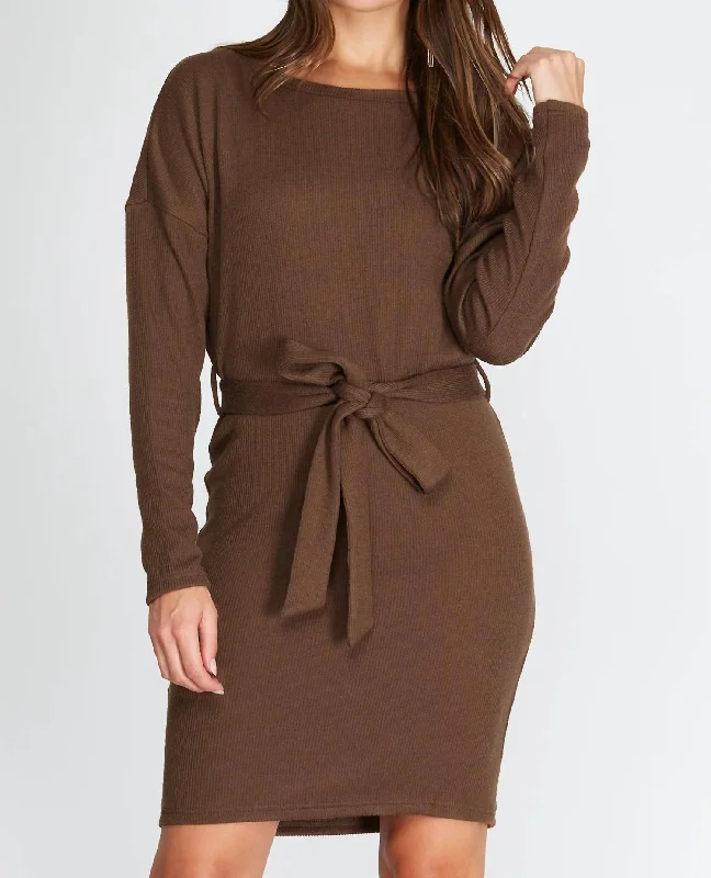 Women's Formal Event Clothing Dolman Long Sleeve Boatneck Sweater Dress In Mocha