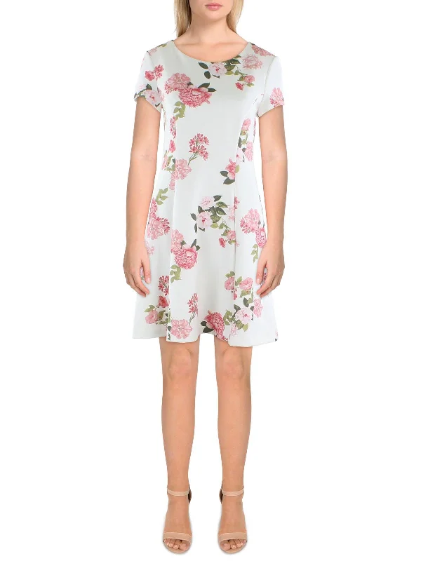 Everyday Fashion Petites Womens Knit Floral Fit & Flare Dress