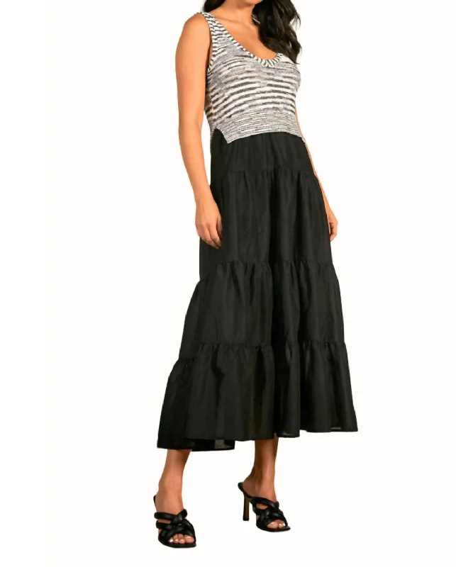 Bold Prints Casual Chic Combo Maxi Dress In Melange White