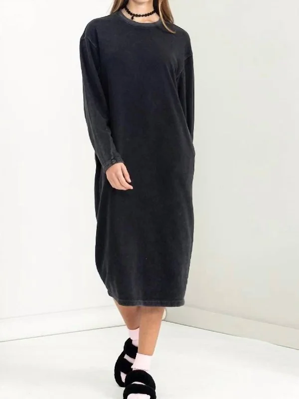 Comfortable Casual Wear Long Sleeve Midi Sweatshirt Dress In Black
