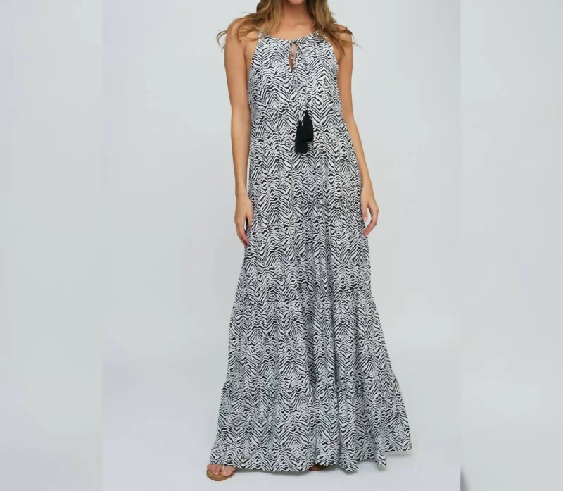 Vibrant Styles Safari Maxi Dress In Black And White