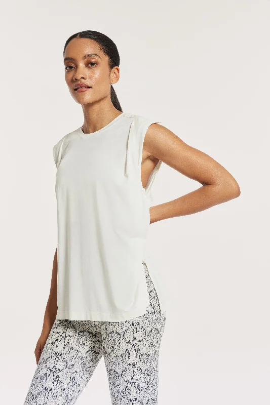 Affordable Yoga Fashion For Every Pose Calgary Tank - Cloud Dancer