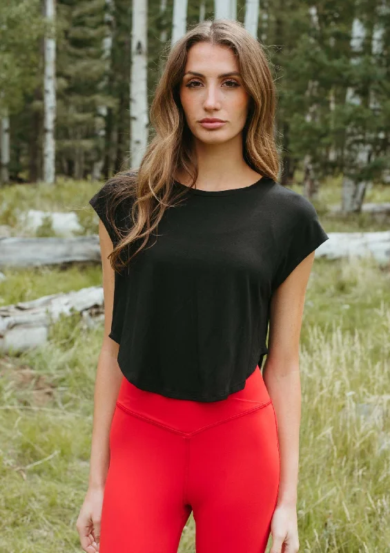 Soft, Stretchy, And Super Affordable Yoga Wear Easy Tee