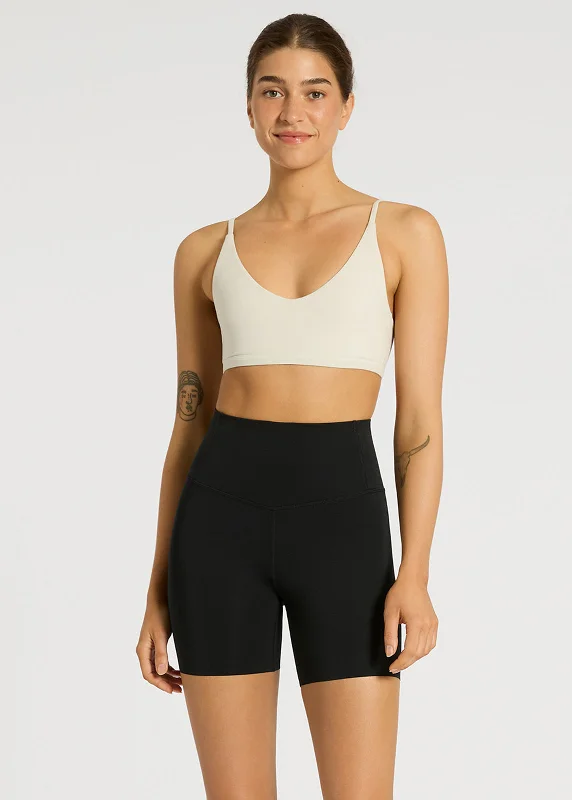 Yoga Wear At Unbeatable Prices Essential Pocket Short 14cm