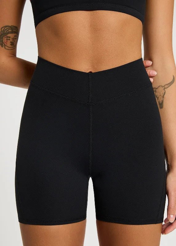 Your Yoga Wardrobe, Upgraded For Less In Motion V Waist Bike Short 12cm