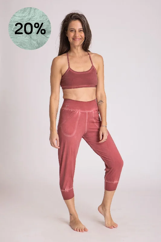 Breathe Easy In Comfortable Yoga Outfits Stonewash Slouchy Capri Pants