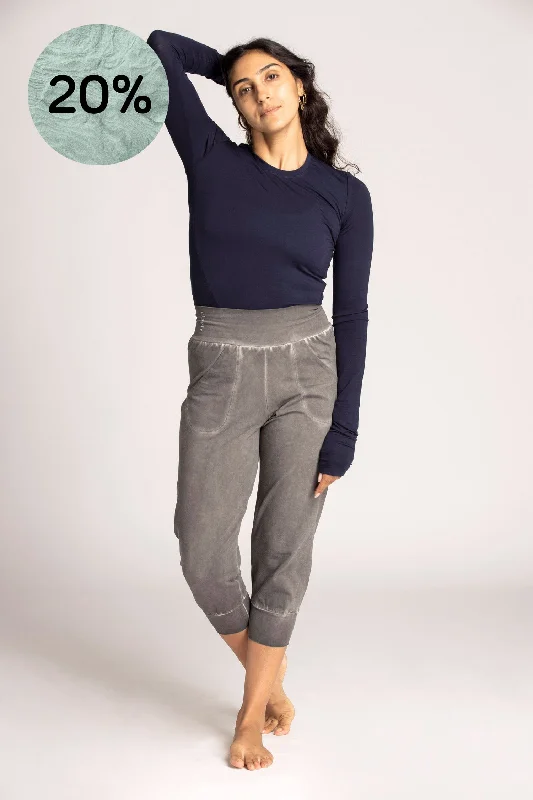 The Perfect Fit At The Perfect Price Stonewash Slouchy Capri Pants