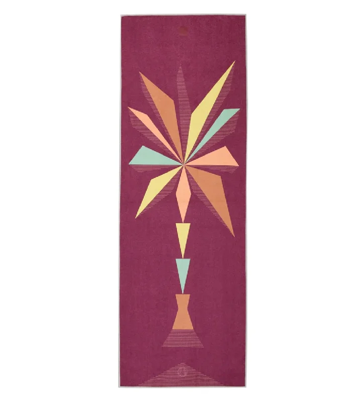 Manduka Yogitoes+ Repreve® Yoga Mat Towel, 71" Palm Geo