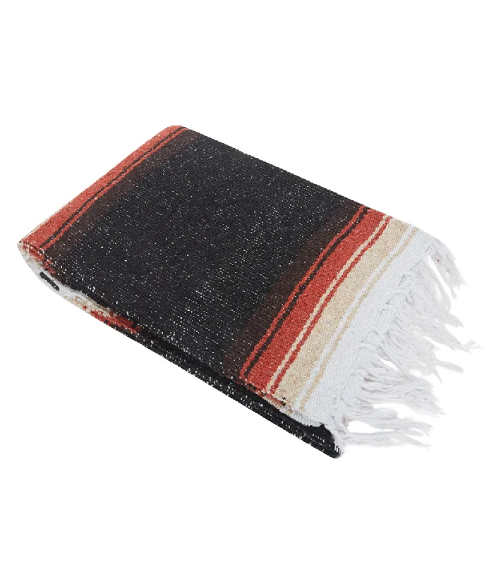 Strengthen Your Practice With Affordable Yoga Gear West Path Baja Diamond Mexican Yoga Blanket Black Retro Strengthen Your Practice With Affordable Yoga Gear West Path Baja Diamond Mexican Yoga Blanket Black Retro