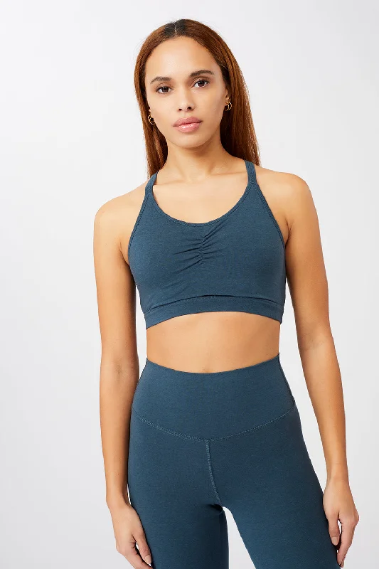 Master Every Pose With Premium Yoga Wear Deals Infinity Bra (Dark Peppermint)