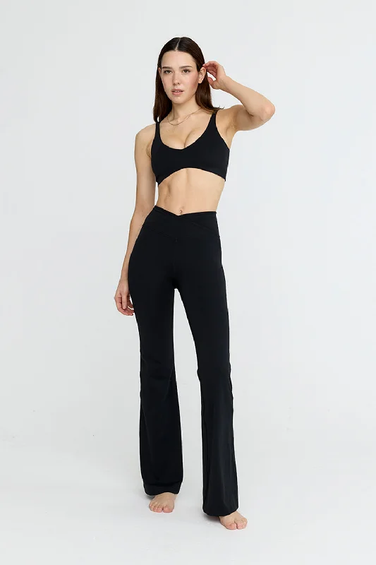 Soft, Stretchy, And Super Affordable Yoga Wear DAYFLEX PUSH-UP SPORTS BRA - SHADOW BLACK Soft, Stretchy, And Super Affordable Yoga Wear DAYFLEX PUSH-UP SPORTS BRA - SHADOW BLACK