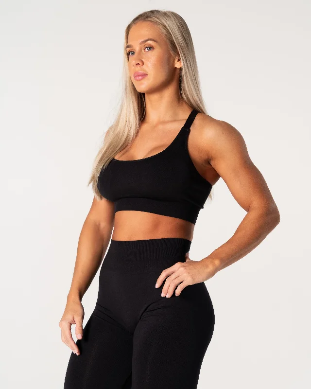 Look And Feel Your Best With Discounted Yoga Clothing Prime Scrunch Top - Black