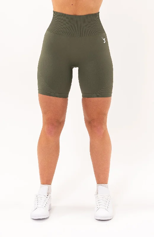 Shop High-Quality Yoga Apparel At Exclusive Discounts Unlimited Seamless Shorts - Olive Fade Shop High-Quality Yoga Apparel At Exclusive Discounts Unlimited Seamless Shorts - Olive Fade