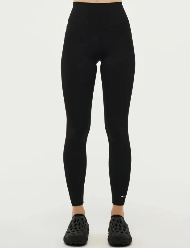 Enhance Your Flow With Stylish Yoga Wear At Great Prices Signature Legging - Black
