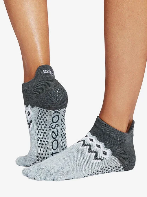 The Right Yoga Tools At The Right Price ToeSox Full Toe Low Rise Grip Socks - Peaks